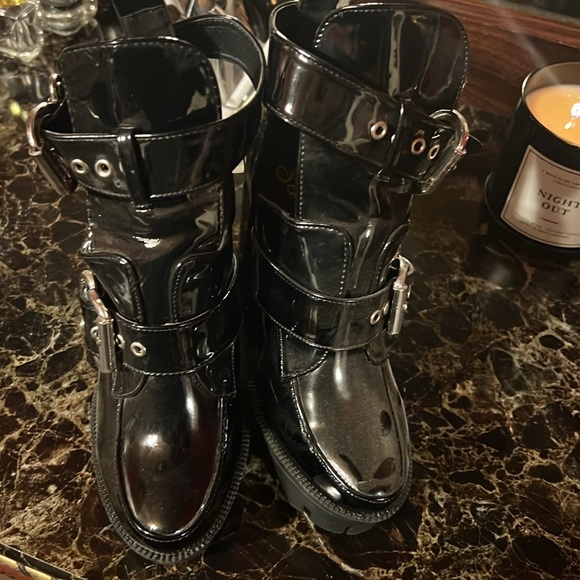 Booties - Picture 2 of 3